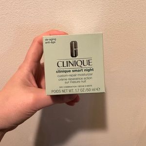 Clinique Smart Night Custom-Repair Moisturizer